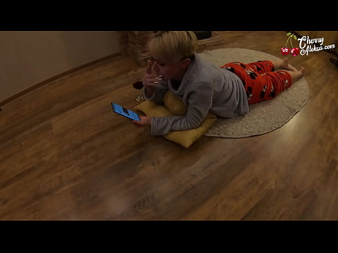 ❤️ Šialená blondínka fajčí obrovský penis a skáče na ňom - análny sex ️ Porno video na nás sk.centr-klassiki.ru ❤